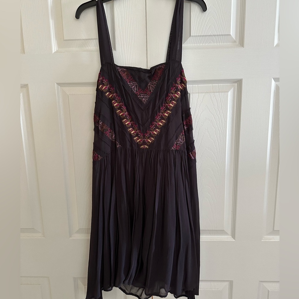 Anthropologie NWT Elegant Black and Purple Embroidered Women's Dress